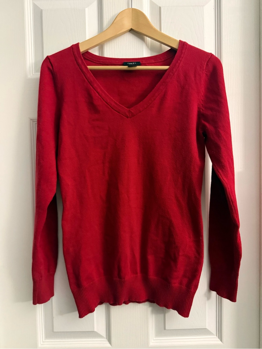 Rue21 Red V-Neck Women's Sweater